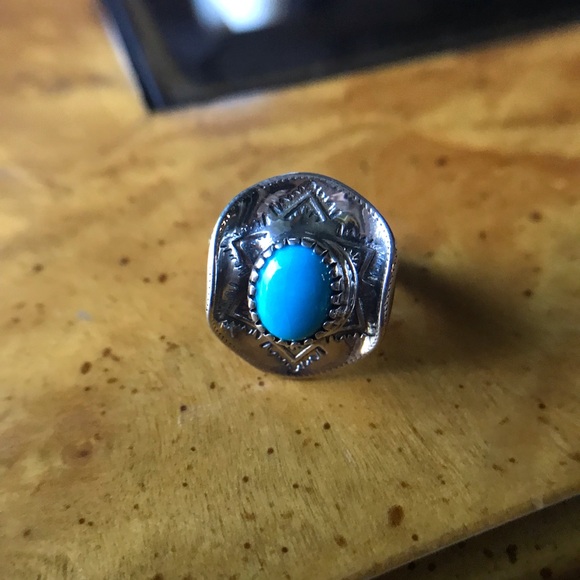 Sleeping Beauty Turquoise Sterling Silver Cowgirl Ring - Picture 1 of 9